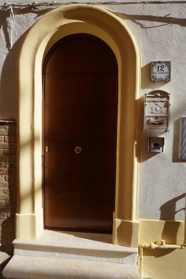 Casa Vacanze Torre Dei Gualtieri Villa Сан Бенедето дел Тронто Екстериор снимка