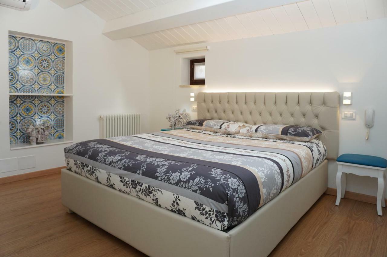 Casa Vacanze Torre Dei Gualtieri Villa Сан Бенедето дел Тронто Екстериор снимка