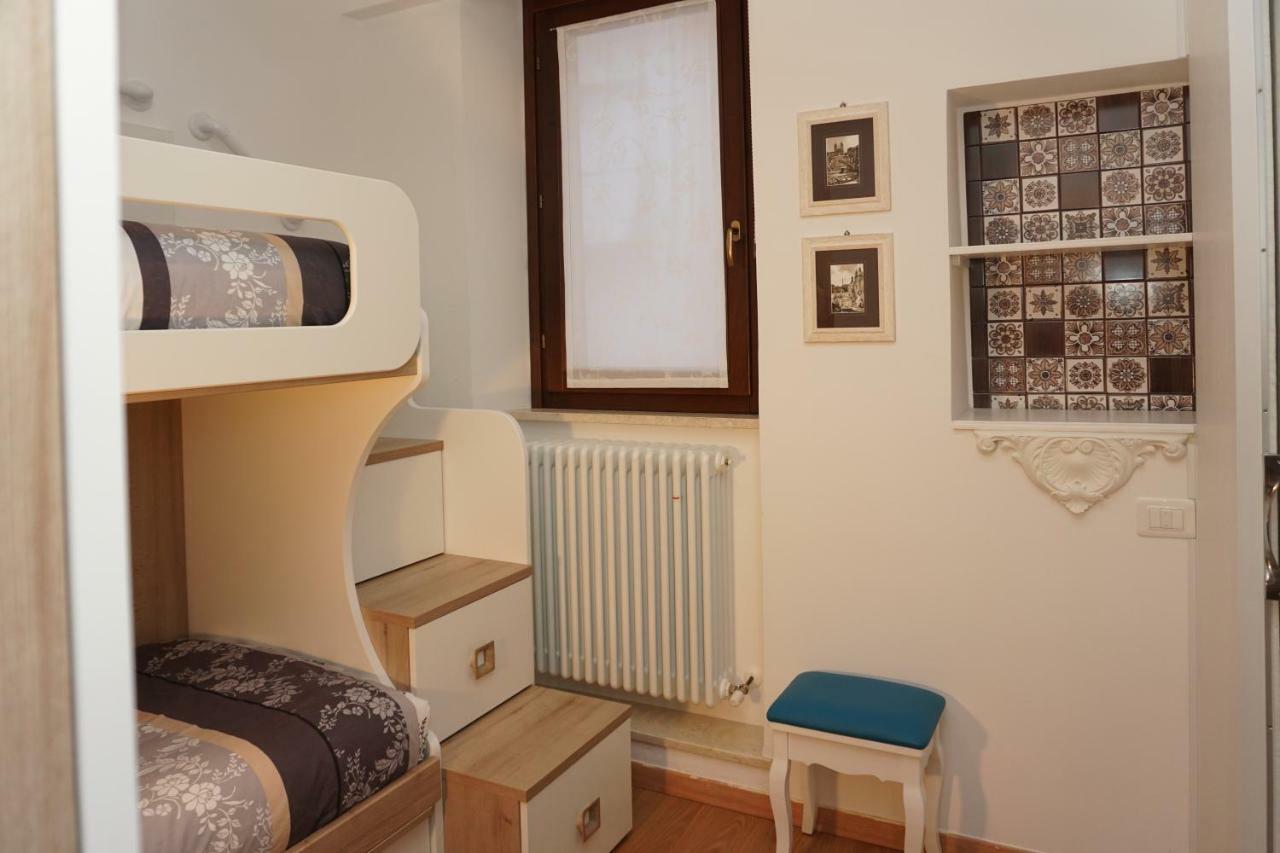 Casa Vacanze Torre Dei Gualtieri Villa Сан Бенедето дел Тронто Екстериор снимка